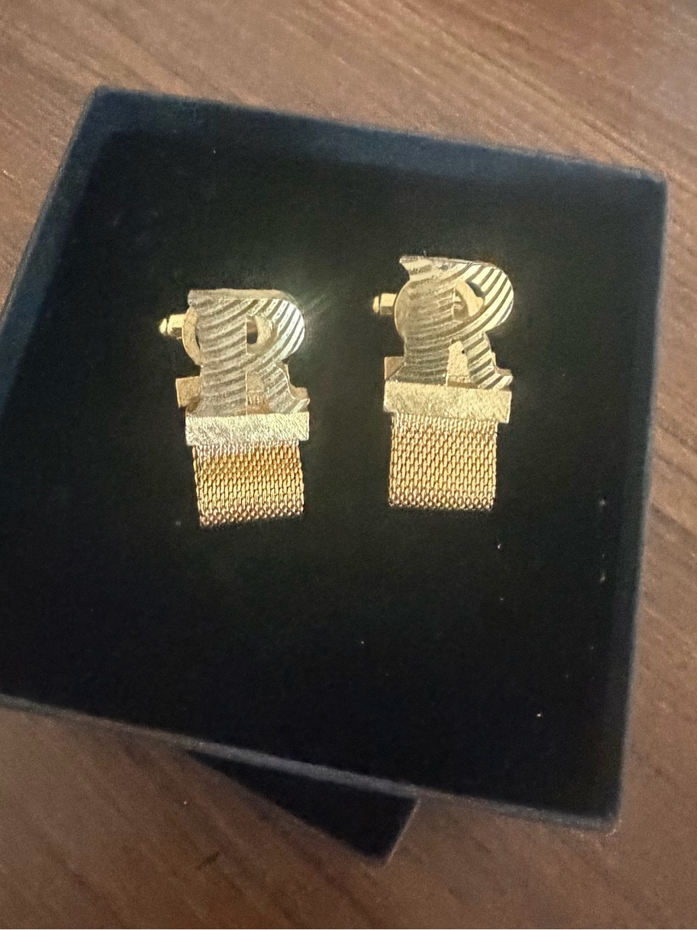 vintage Dante gold-tone monogram "R" wrap-around mesh cufflinks